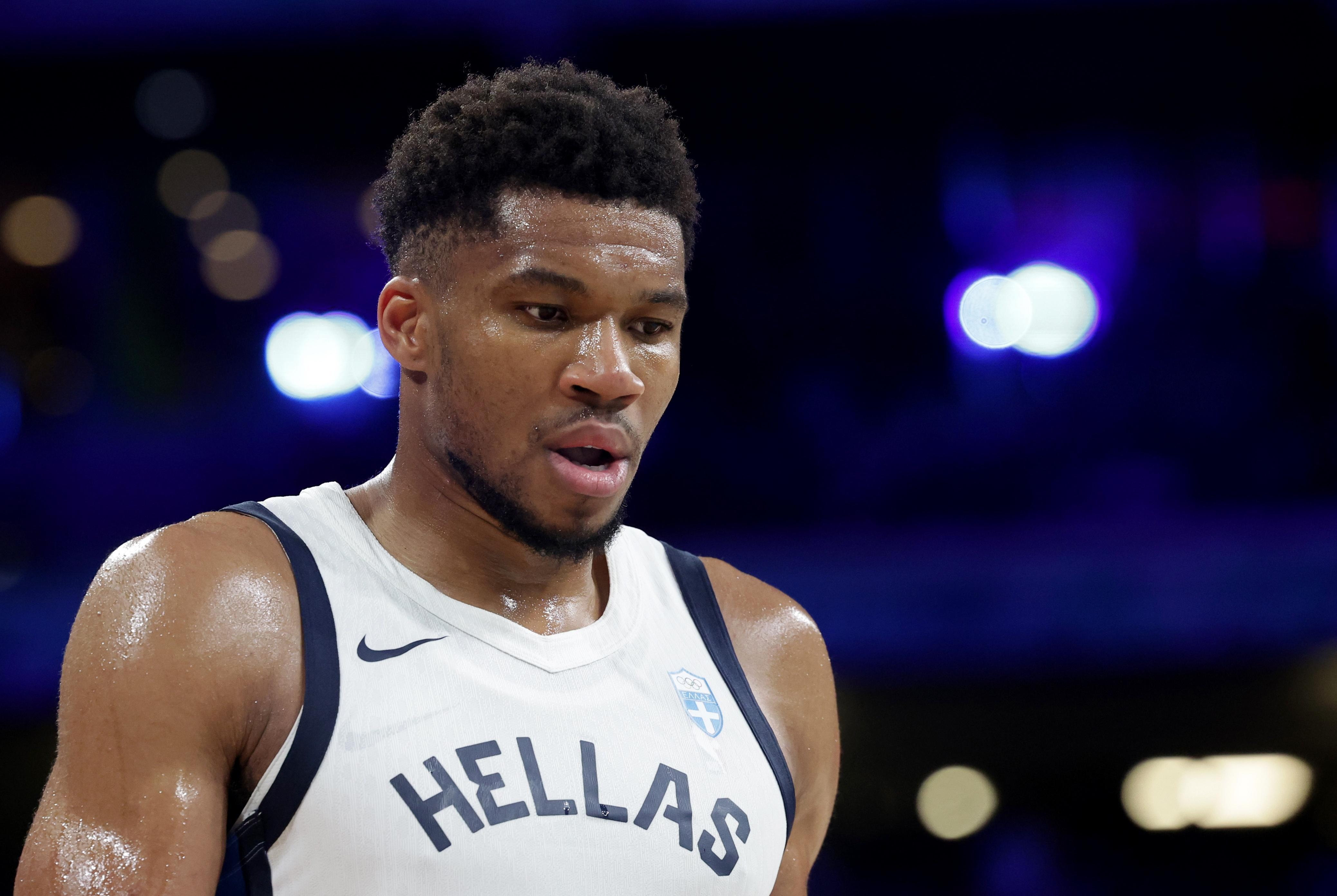 wellbet吉祥坊-火箭明明缺控卫 为何交易截止日前按兵不动 到底有何玄机