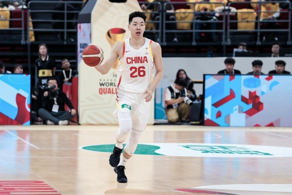 wellbet官方网站-中国男篮为啥被没归化的韩国打花2场？球迷：因为有周琦和张公子