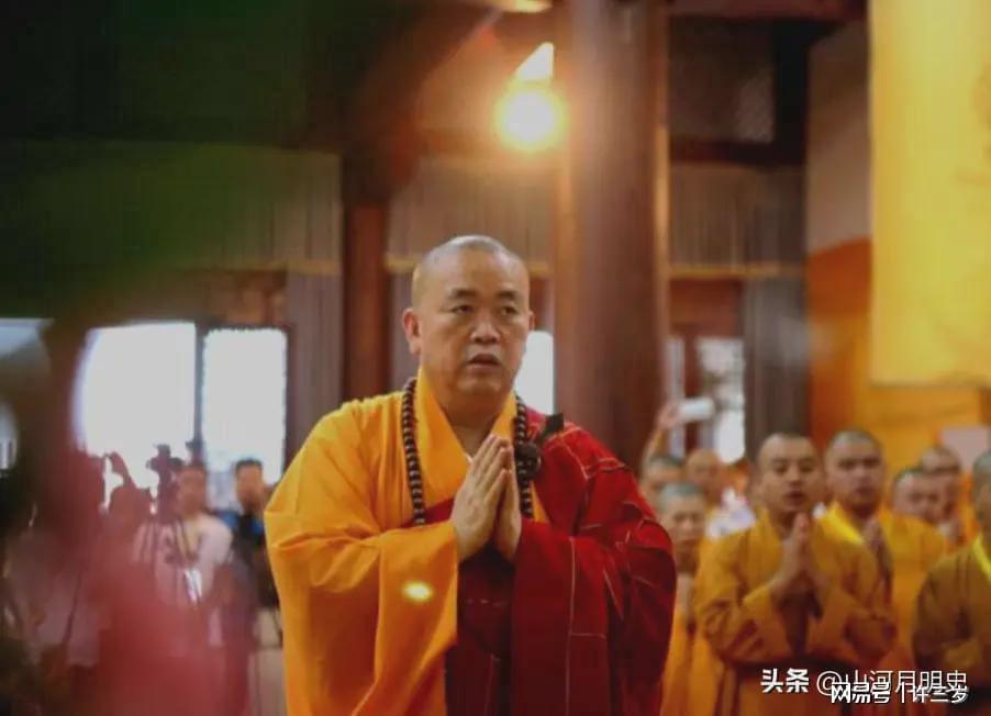 bet365-越扒越劲爆!释永信在少林寺的奢靡生活，你想都不敢想!