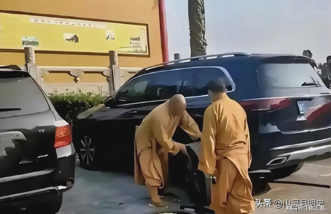 bet365-越扒越劲爆!释永信在少林寺的奢靡生活，你想都不敢想!